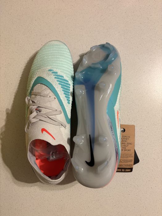 Ghete fotbal mercurial si phantom