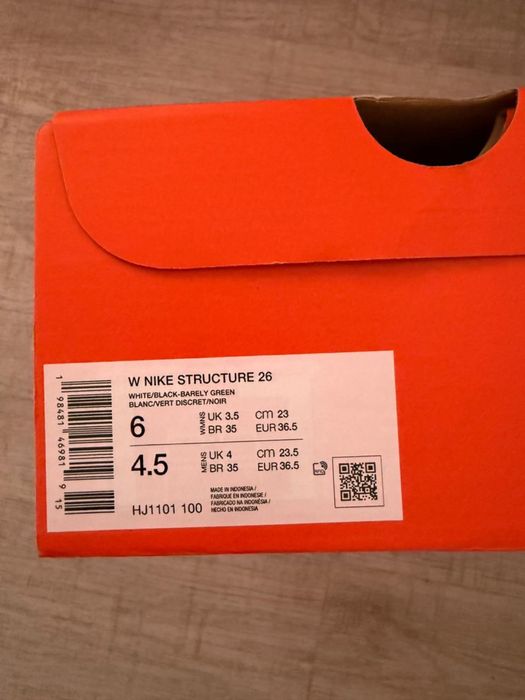 Кроссовки Nike  оригинал100%