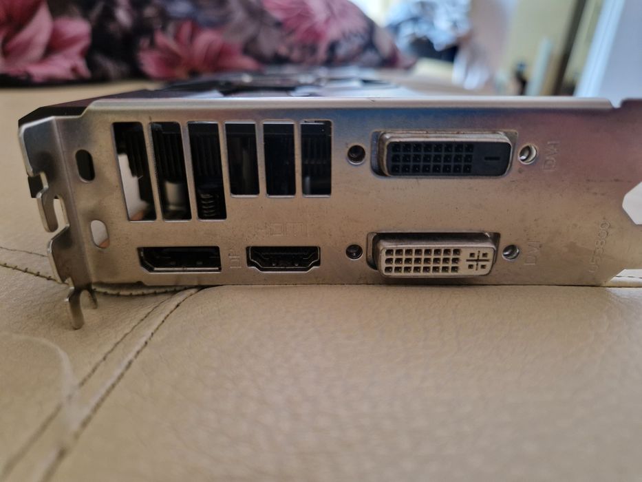 Radeon R9 280X Dual-X OC