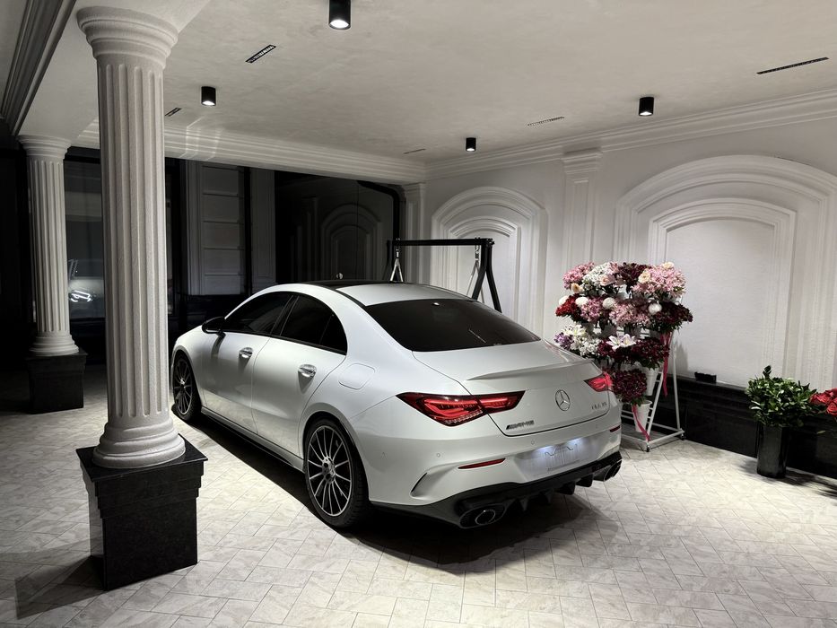 Mercedes-Benz AMG CLA 350
