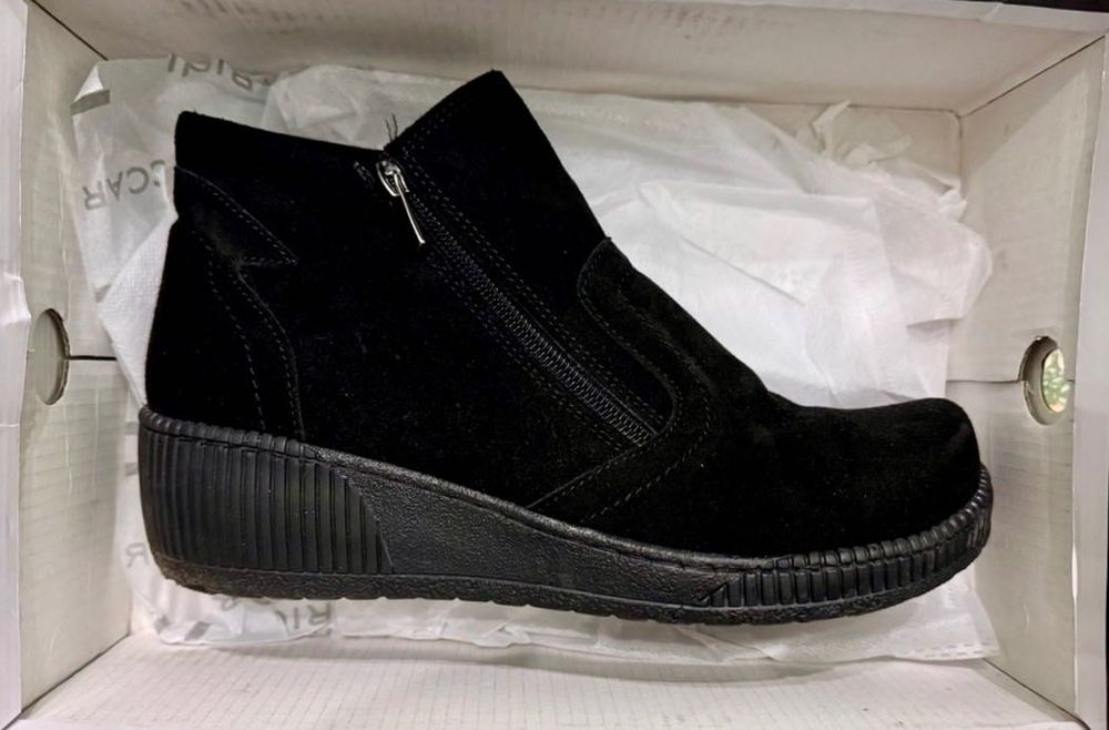 Дамски боти от естествен велур