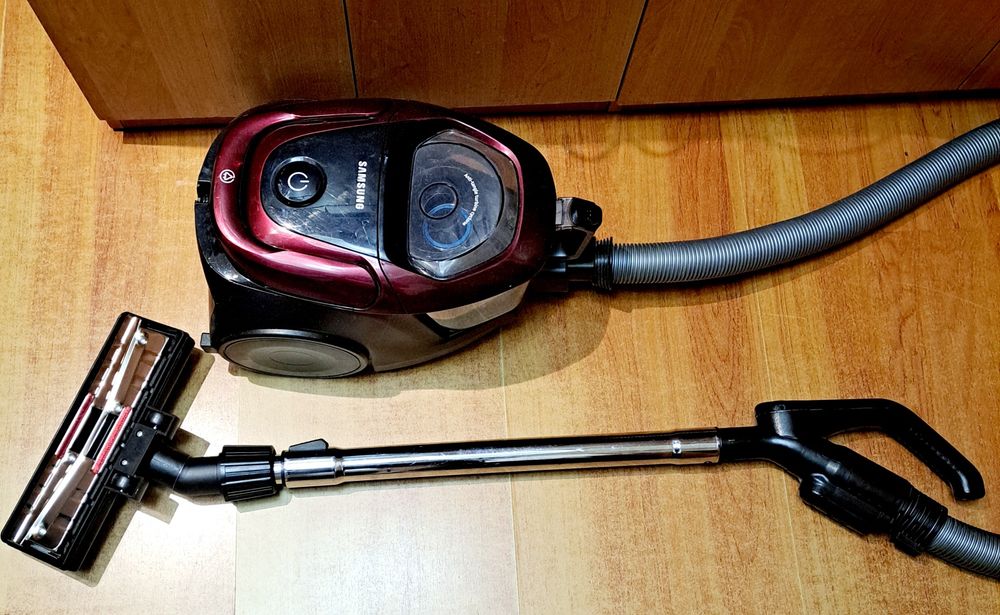 Пылесос Самсунг в отличном состоянии