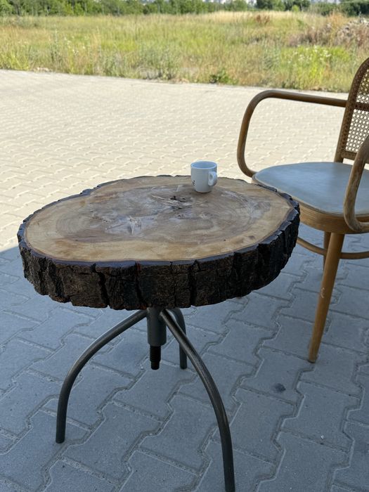 Продавам масичка за кафе