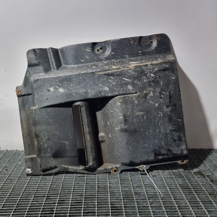 Scut motor BMW X3 E83 2.0 Diesel - (1313) CUTIE VITEZE