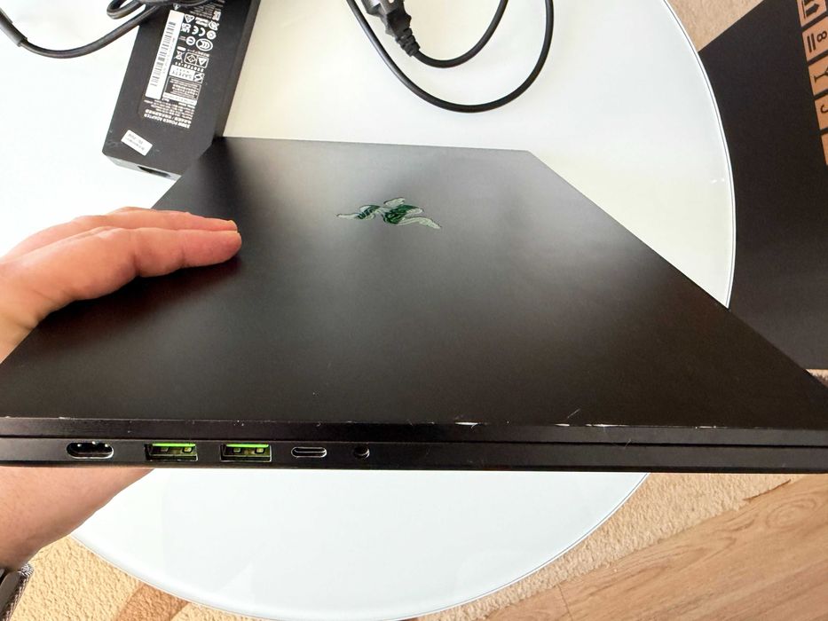 Razer Blade 16 RTX4090 2TB SSD 32GB Ram