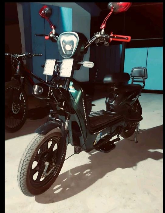 Электроскутер  хороший