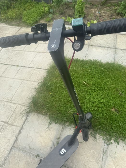 Vând trotinetă electrică E-Wheels E2S V2 PRO