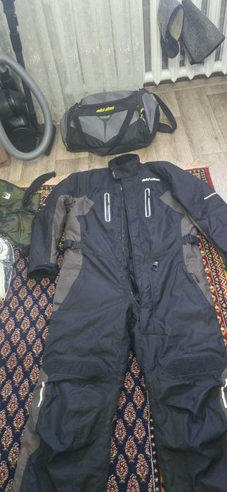 Одежда для снегохода