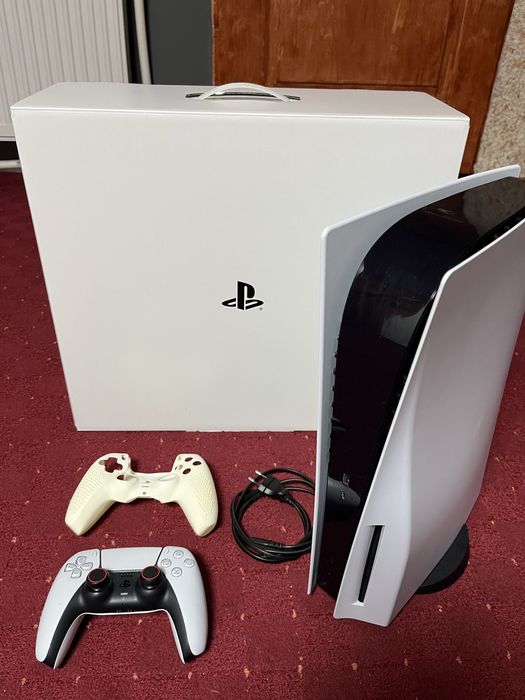 PlayStation 5 (PS5)