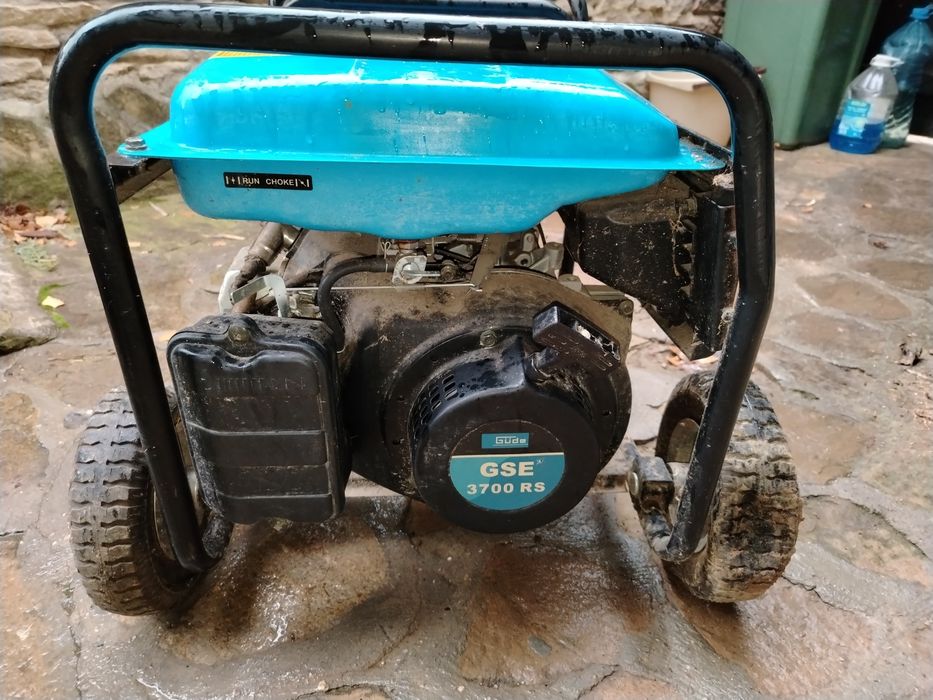 Бензинов генератор ток немски 2.8 kw Gude