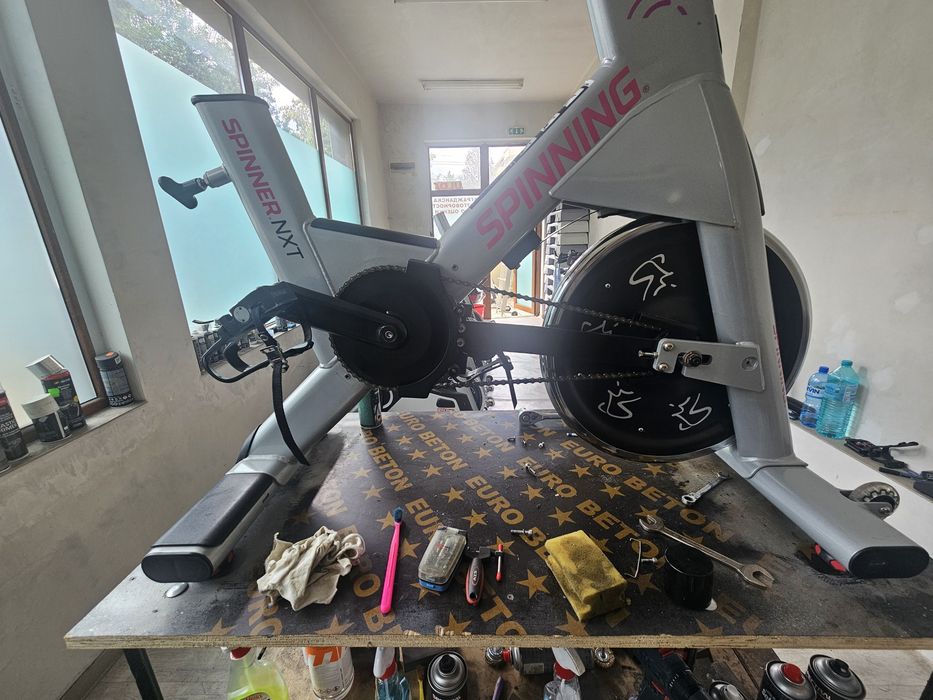 Продавам 32 бр.    Спининг колела, байк, Spinning bike STAR TRAC NXT