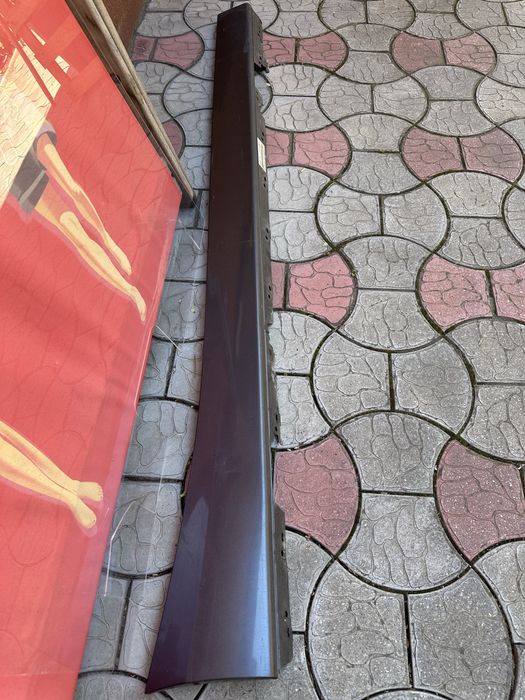 Prag dreapta BMW Seria 1 2013 gri