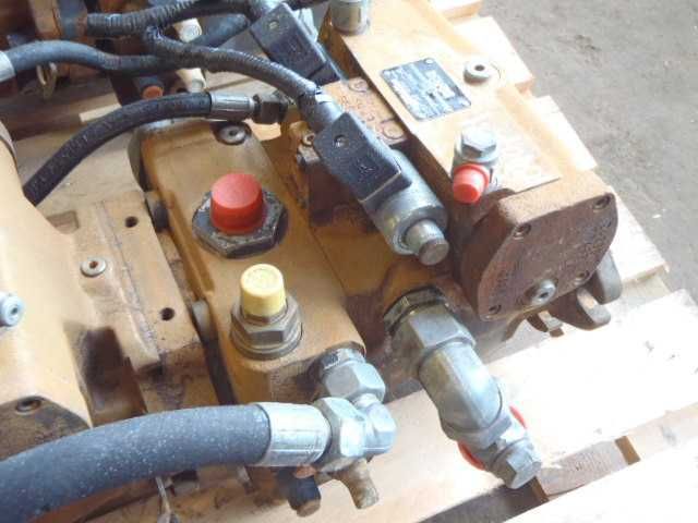 Pompa hidraulica dubla Rexroth A4VG71DA2DT2 pentru Bomag BC771