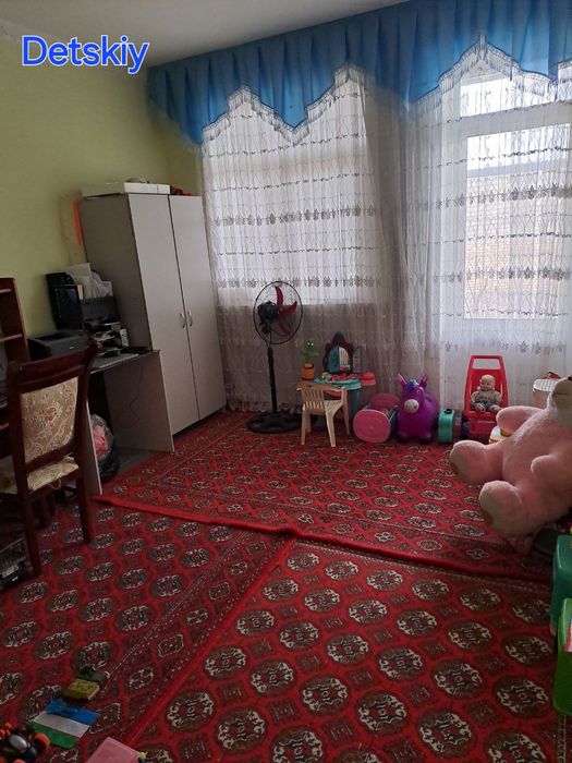 Uy sotiladi 3.1 sotixga 2 etajli hovli СРОЧНО narxi kelishiladi