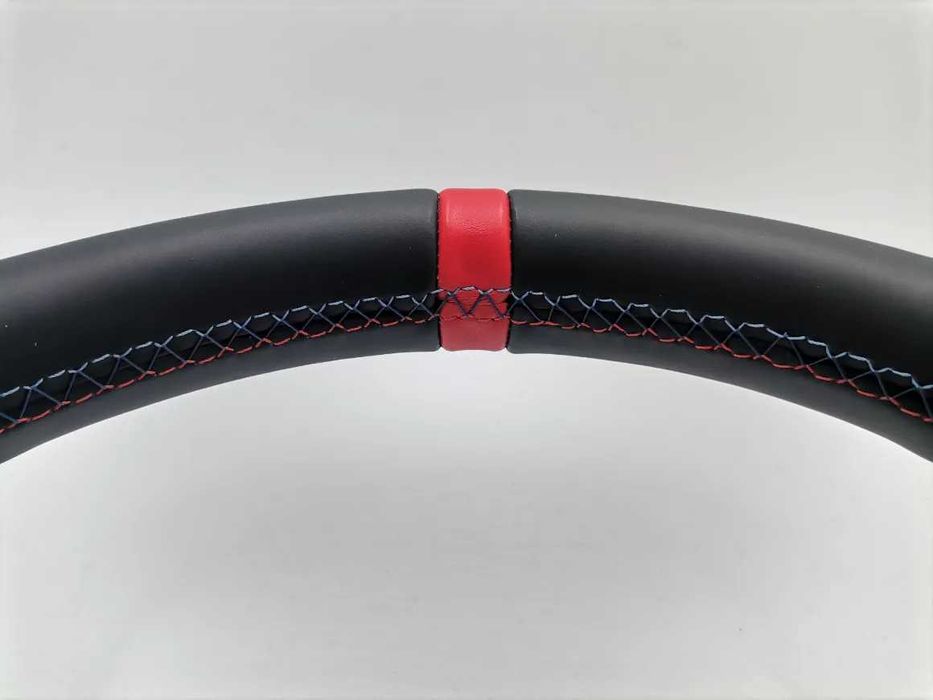 M Спортен волан Red BMW 5 G60 G61 7 G70 X3 G45 Пера Boost M Power