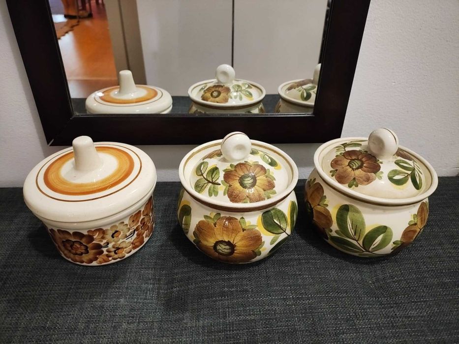 Керамични, полски красиви купи с капак