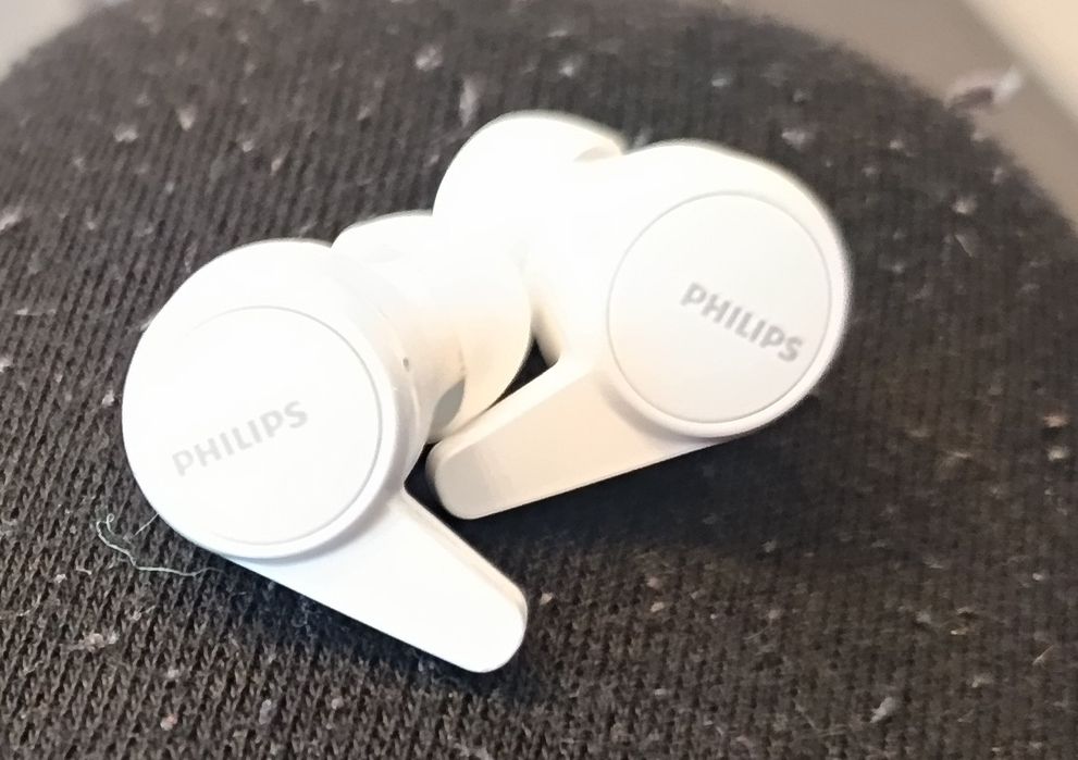 Casti audio in-ear true wireless Philips TAT 1207WT/00 bluetooth alb