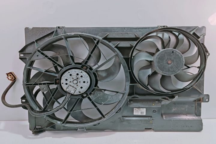 Electroventilator Racire  Bosch cu Suport 7H0959455A / 7H0121201BD /