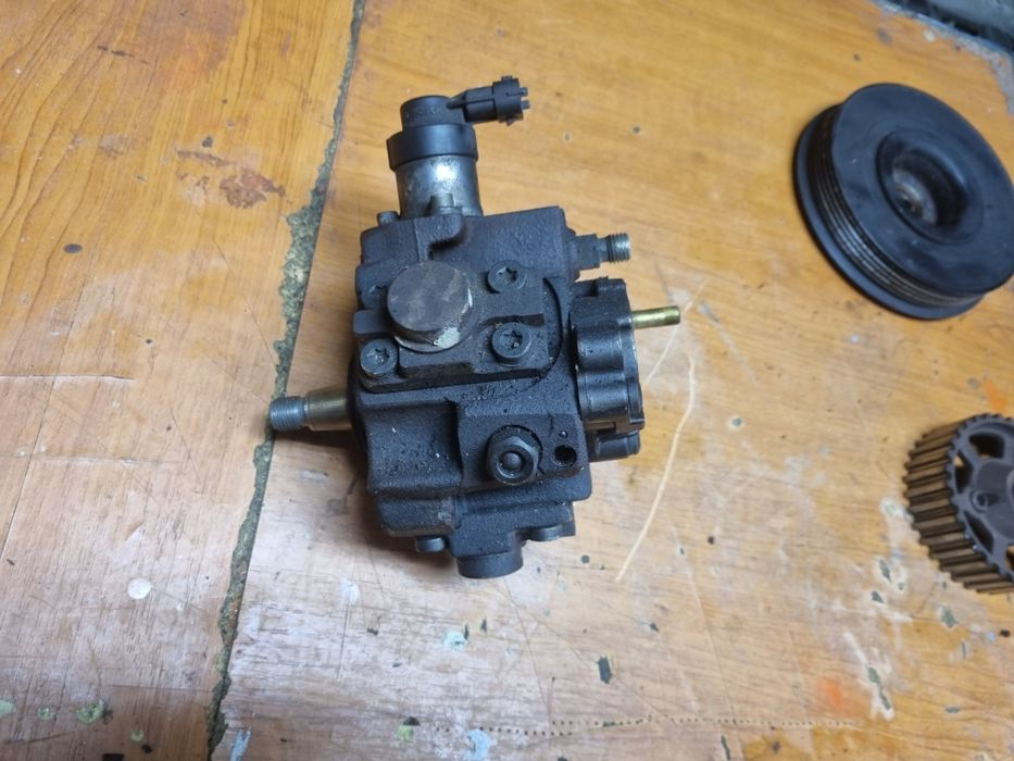 Pompa injectie bosch ford focus 2 1.6 tdci 80kw