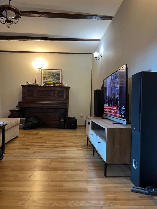 Proprietar vand casă în Fratelia