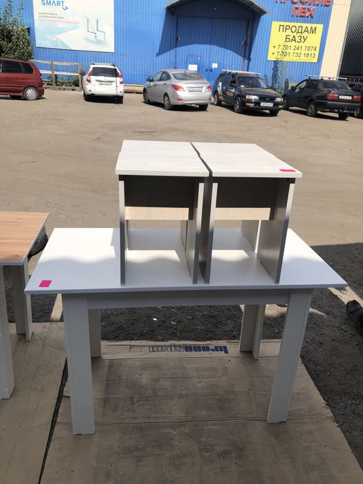 Продам новые кухонные столы