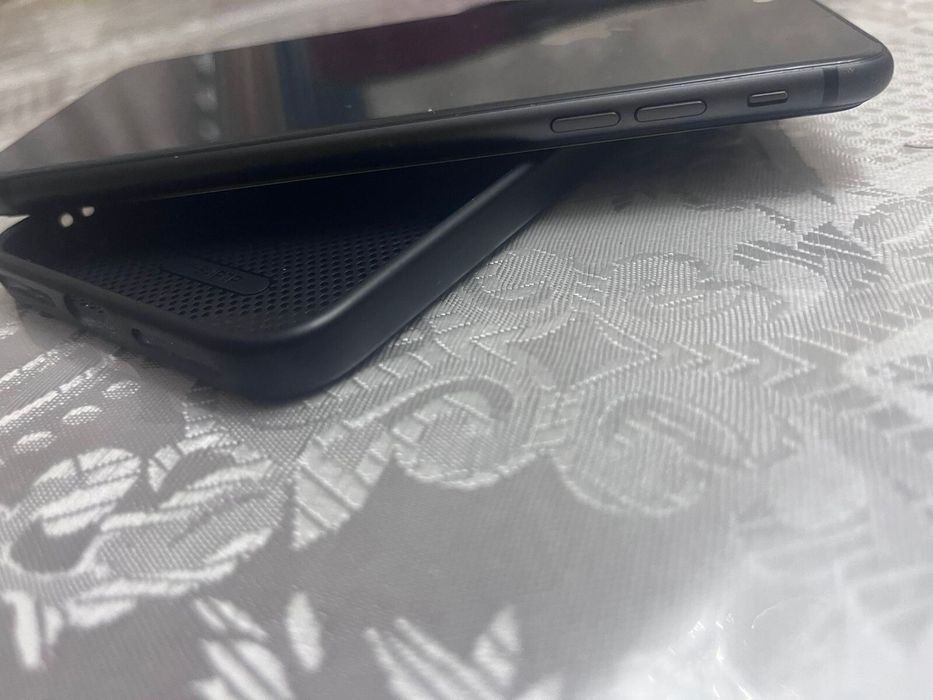 айфон 8плюс предлогайте телефон на обмен