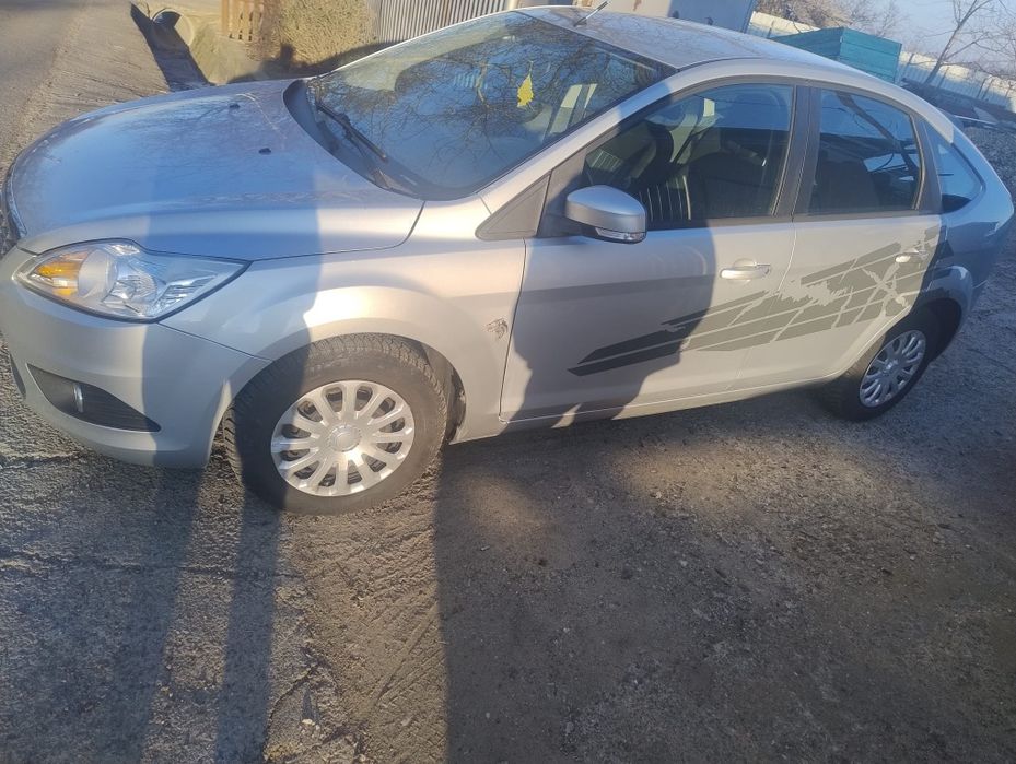 Ford Focus 1.6 benzina 2009