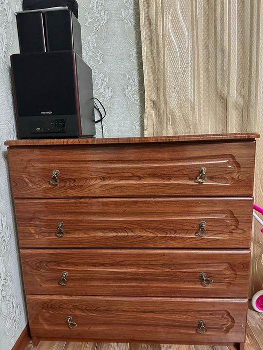 Спальный гарнитур