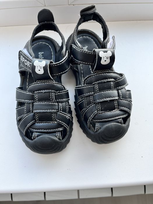 Детский сандалии