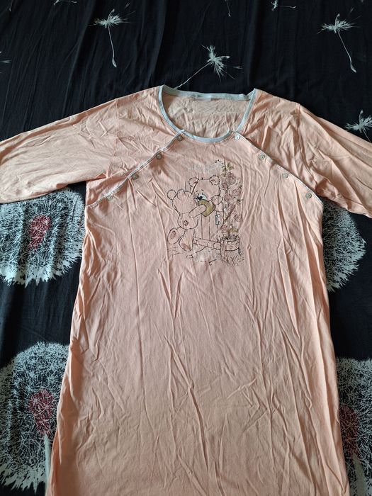 Vând 3 cămăși alăptat mărimea L