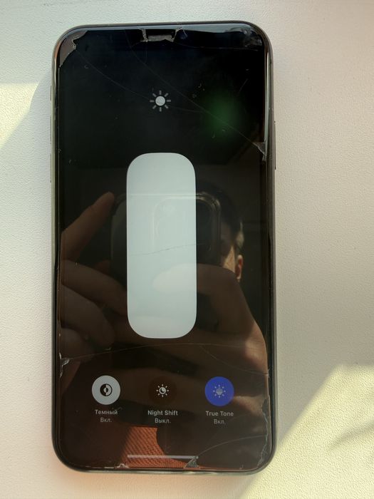 Продам Айфон 11 128гб