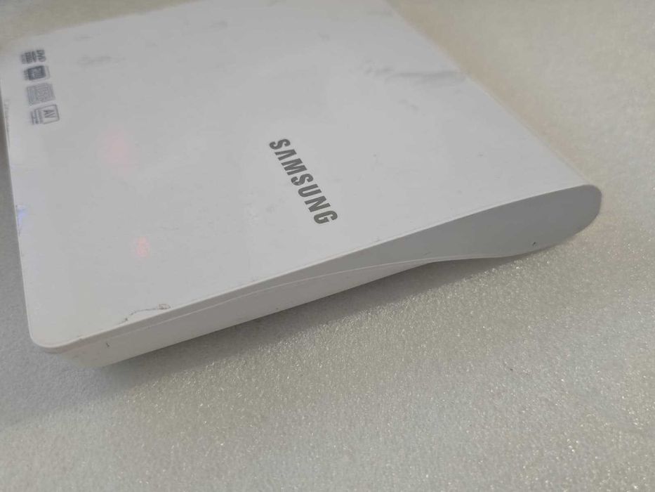 DVD Writer extern Samsung SE-208AB/TSBS, USB2.0, alb - poze reale