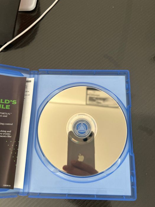 продаю диск fc24 PS4/PS5