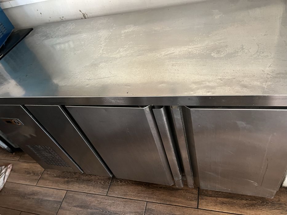 Продам б/у стол холодильник 180х80