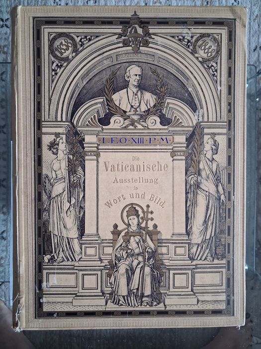 Carte veche si rară despre Vatican