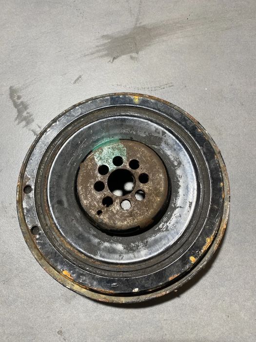 Fulie vibrochen 059105251AH Audi A6 2011