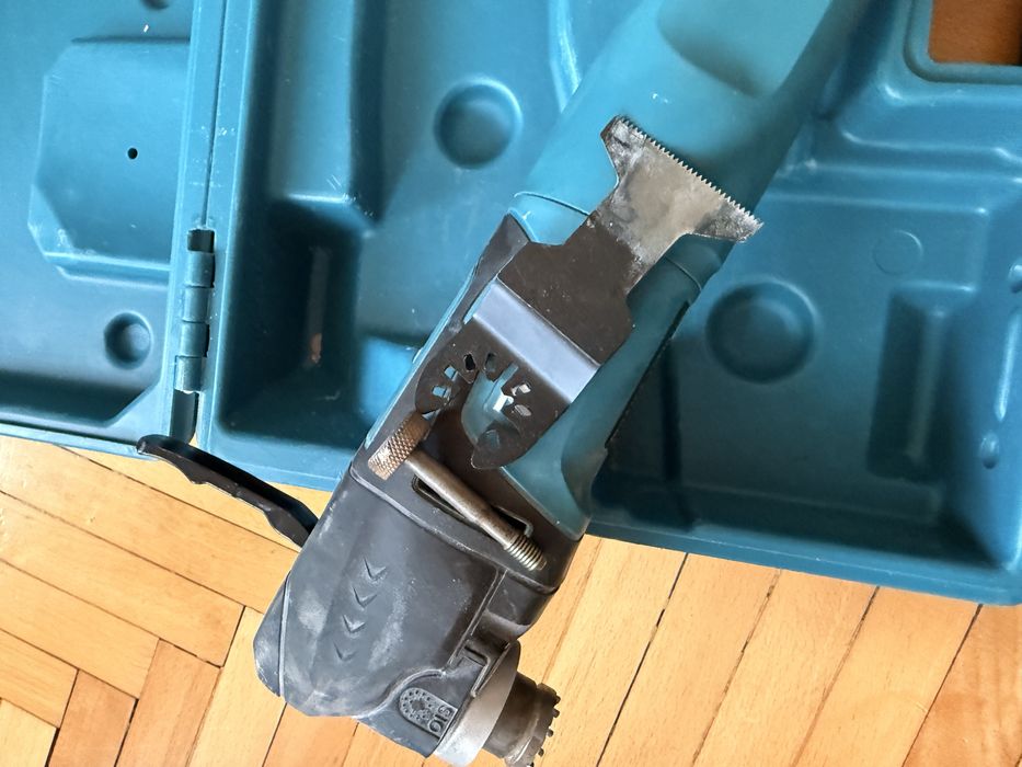 Multi tool  MAKITA TM3010C