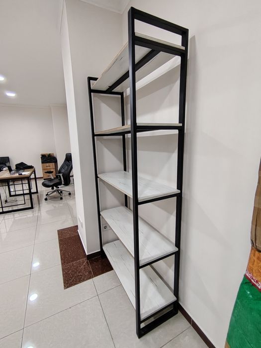 Yaxshi holatdagi stellaj sotiladi