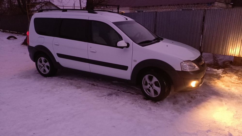 Продам Ларгус в отличном состояний