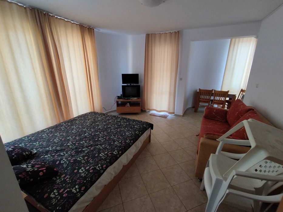 Под наем студио в Слънчев бряг