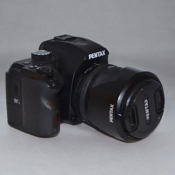 Pentax K 70 -  Като Нов! + Обективи