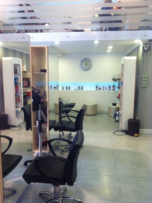 Salon de bronzare & înfrumusețare vechime 22 ani – locație centrala