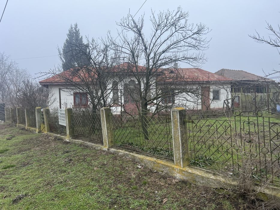 Casa batraneasca de vanzare Milcovatu, comuna Letca Noua, Giurgiu
