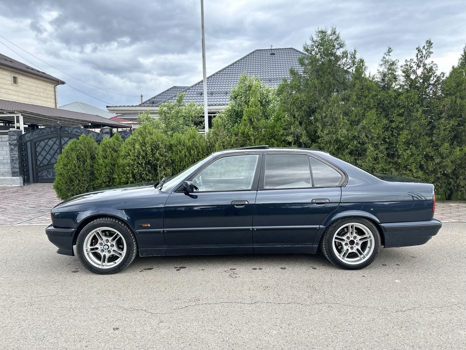 Бмв е 34     М50 2л   1995г