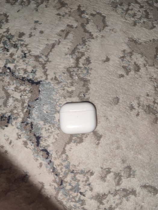 двое аир подсов 3  одни сломаны вторые работают