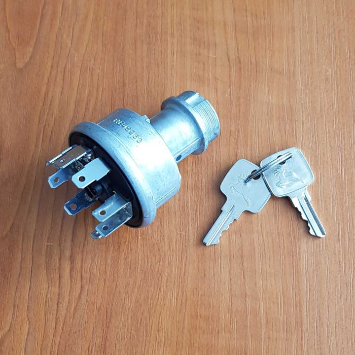 Contact cu 2 chei pentru tractoare John Deere seria 5000