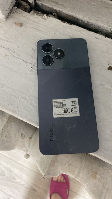 Реалми сотовый телефон