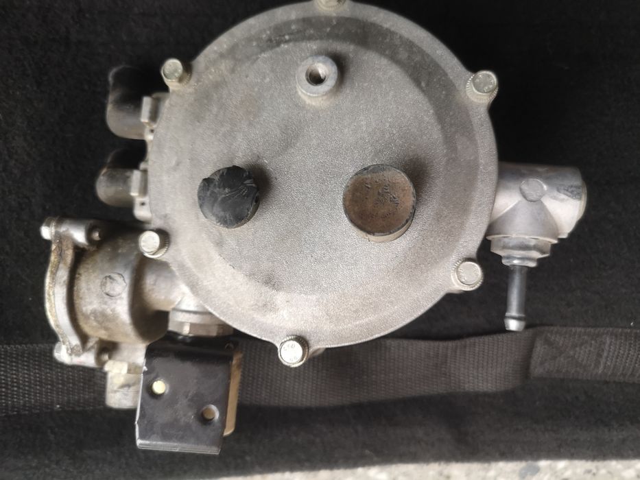 Продавам изпарител и газови инжектори