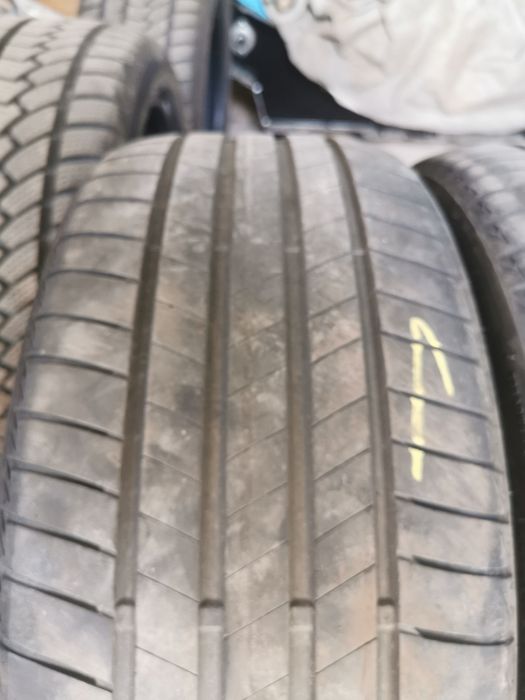 235 40 19 Гуми  Firestone