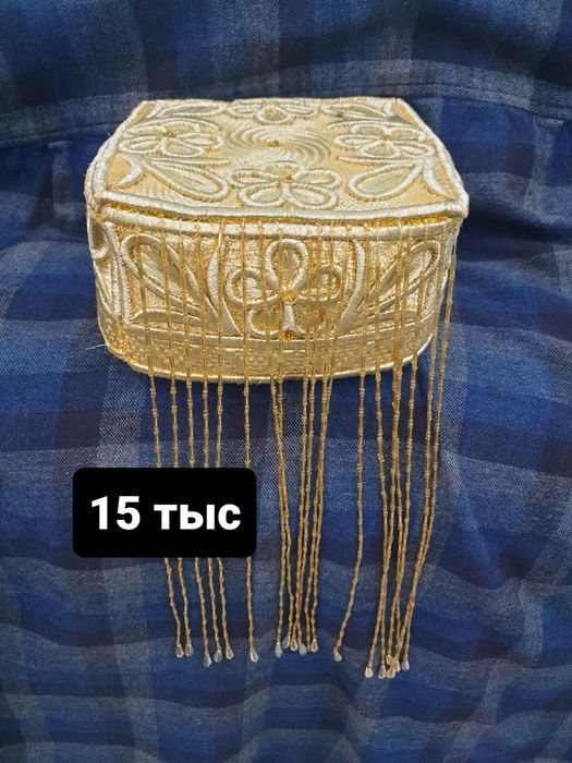 Продаётся. Шапки разные женские